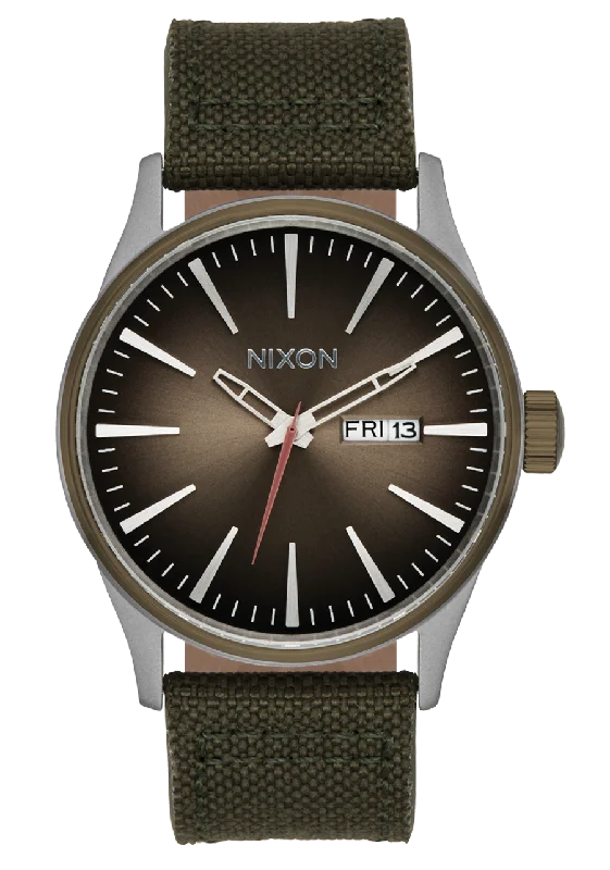 Sentry Nylon - Silver / Lt Brown / Forest